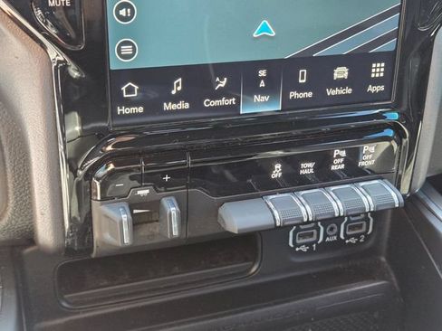 Used 2023 RAM 1500 Laramie AWD/4WD image 26