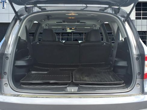 Used 2022 Honda Pilot Touring image 6