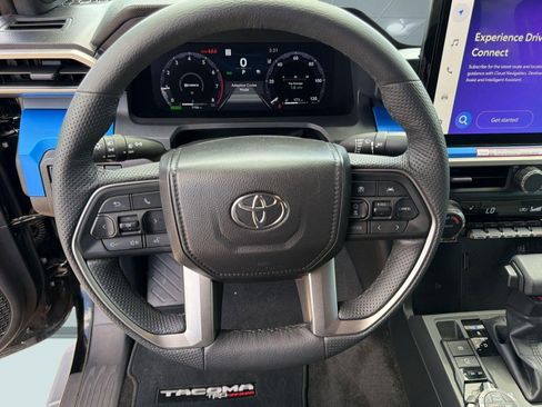 Used 2026 Toyota Tacoma TRD Off-Road w/ TRD Off Road Upgrade Package AWD/4WD image 15