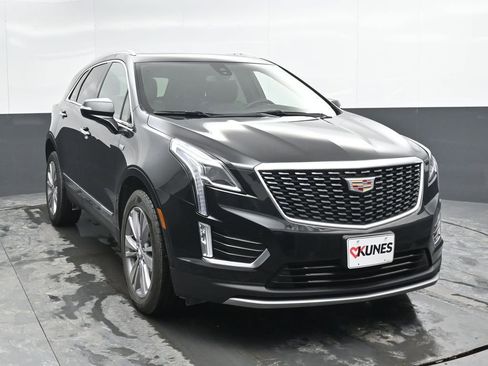 Used 2024 Cadillac XT5 Premium Luxury image 6