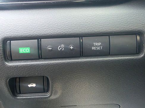 Used 2022 Nissan Sentra SV w/ All-Weather Package image 13