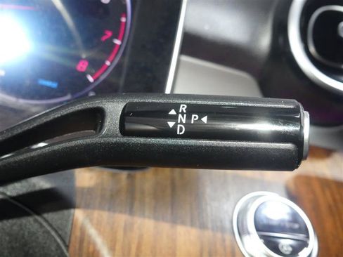 Used 2023 Mercedes-Benz C 300 4MATIC Sedan image 36