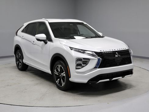 New 2026 Mitsubishi Eclipse Cross SEL image 2