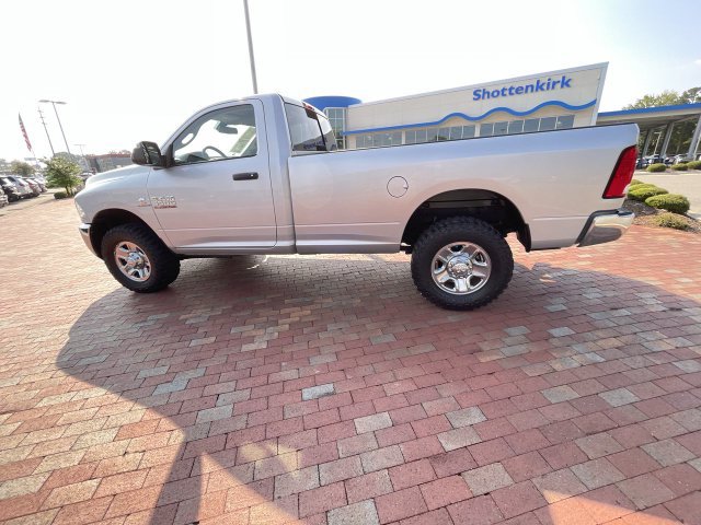 Used 2018 RAM 3500 Tradesman w/ Chrome Appearance Group AWD/4WD image 28