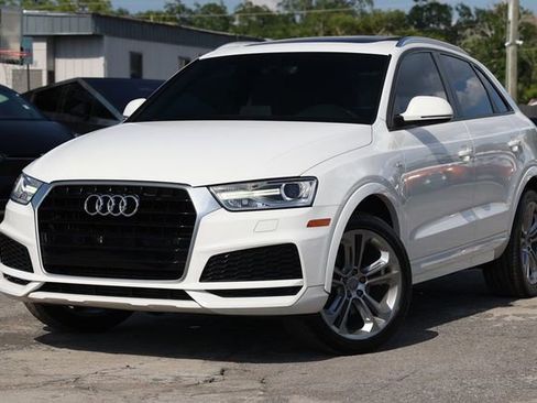 Used 2018 Audi Q3 2.0T Premium FWD image 1