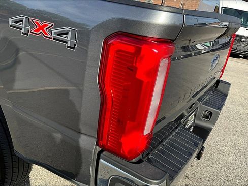 Certified 2024 Ford F250 XLT image 28