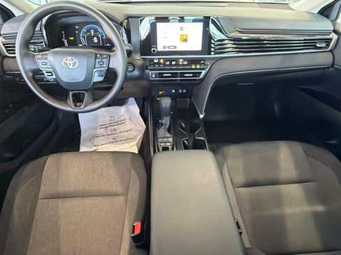 Certified 2026 Toyota Camry LE FWD image 33