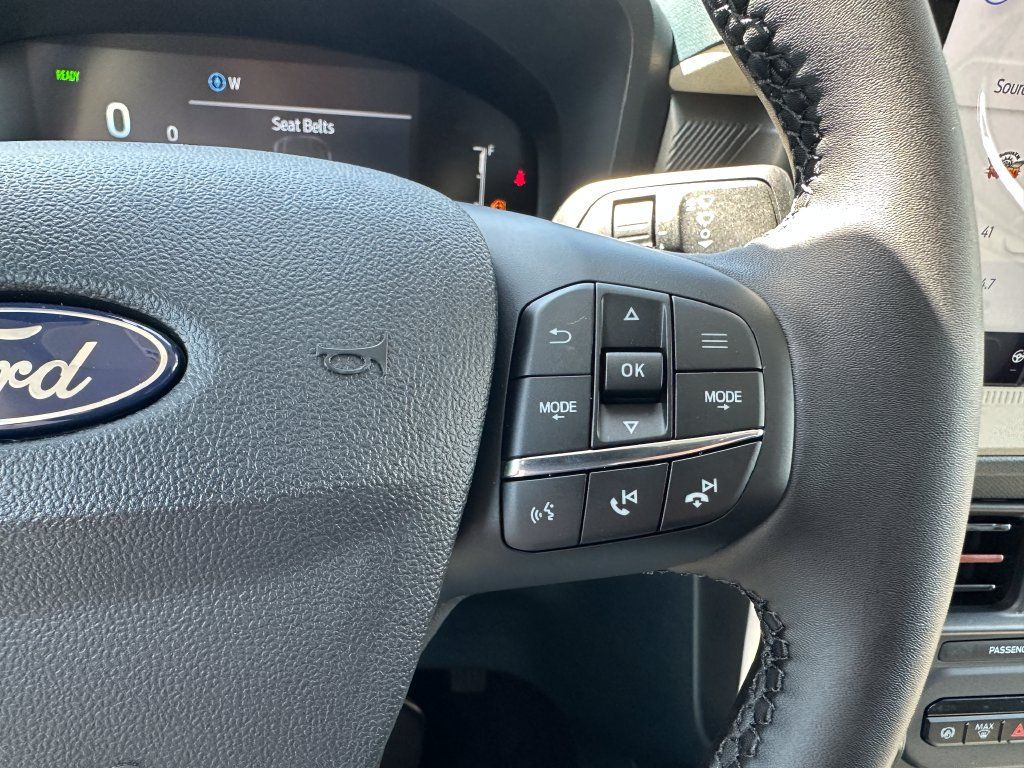 New 2026 Ford Maverick Lariat w/ 4K Tow Package AWD/4WD image 25
