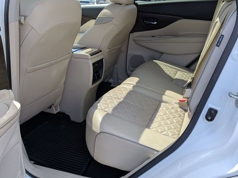 Used 2019 Nissan Murano Platinum w/ Cargo Package FWD image 23