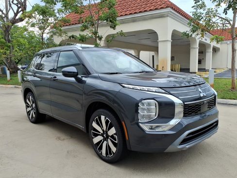 New 2026 Mitsubishi Outlander SEL FWD image 12