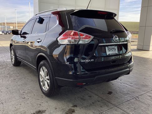 Used 2016 Nissan Rogue SV image 6