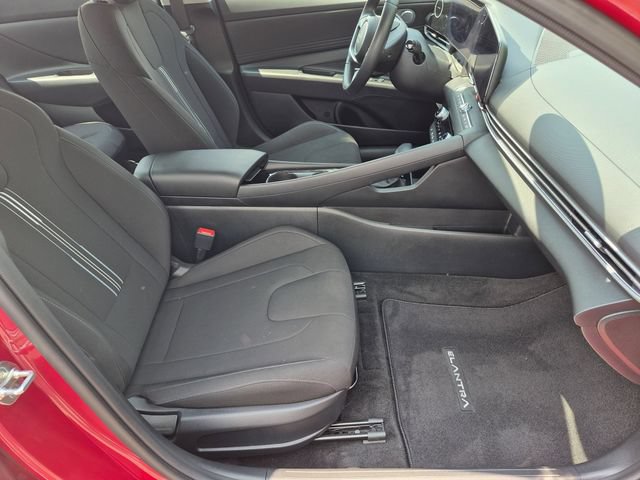 Used 2024 Hyundai Elantra SEL w/ Convenience Package FWD image 22