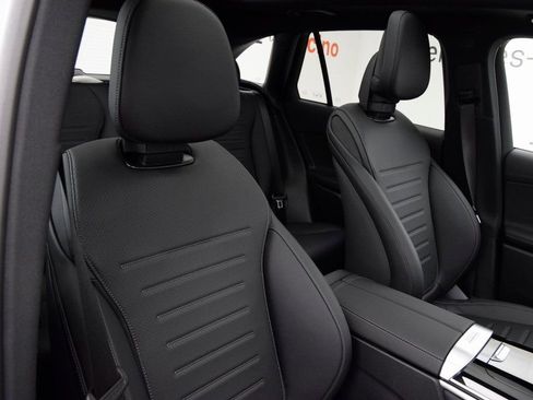 New 2026 Mercedes-Benz GLC 300 image 17