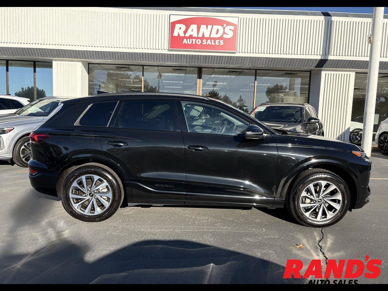 Used 2025 Audi Q6 e-tron Premium Plus w/ Premium Plus AWD/4WD image 1