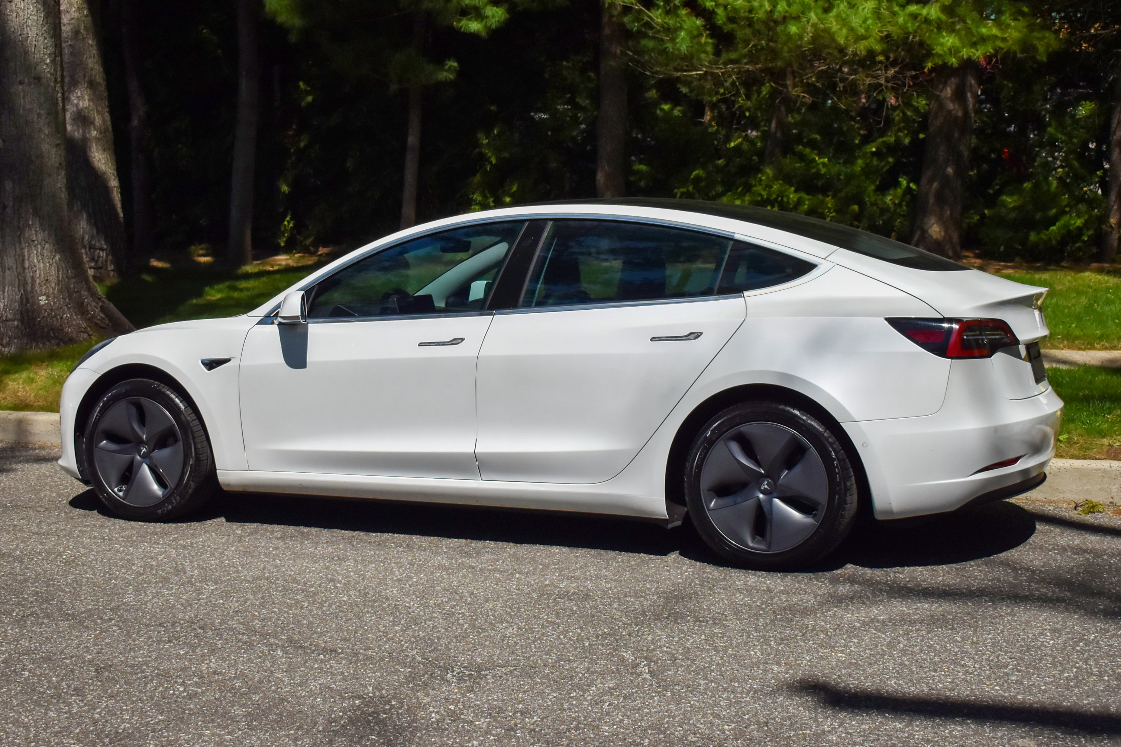 Used 2019 Tesla Model 3 Mid Range RWD image 6