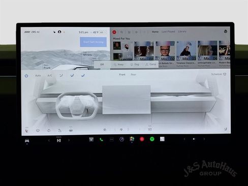 Used 2025 Tesla Cybertruck AWD Crew Cab image 21