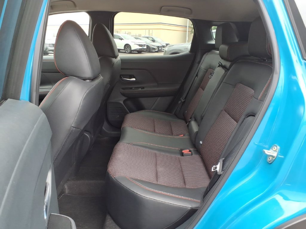 Used 2025 Nissan Kicks SR w/ Illumination Package AWD/4WD image 22