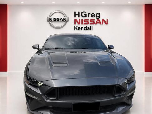 Used 2019 Ford Mustang Coupe RWD image 5