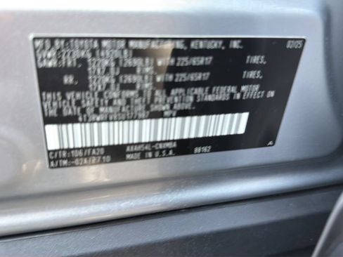 Used 2025 Toyota RAV4 XLE AWD/4WD image 19