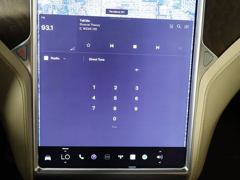 Used 2017 Tesla Model X 75D image 47