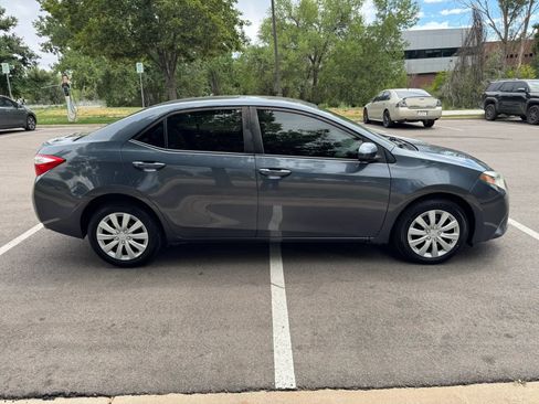 Used 2015 Toyota Corolla LE FWD image 4