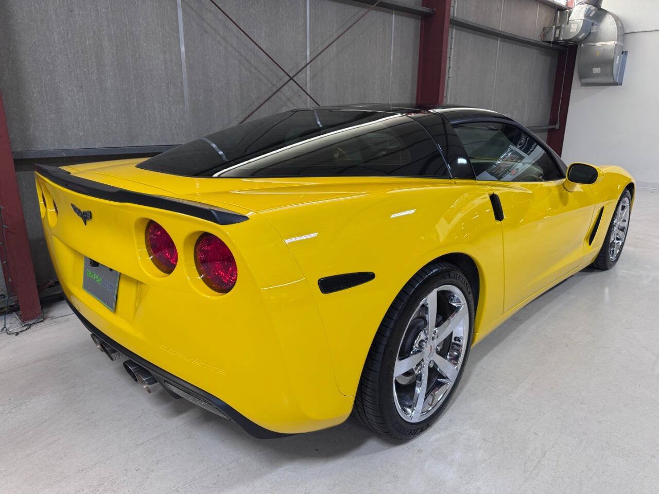 Used 2008 Chevrolet Corvette Coupe w/ Preferred Equipment Group RWD image 29