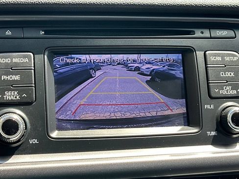 Used 2016 Kia Optima LX w/ Option Group 014 FWD image 17