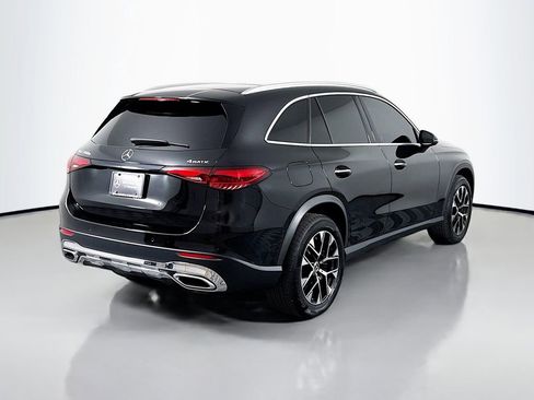 Used 2025 Mercedes-Benz GLC 350e 4MATIC image 7