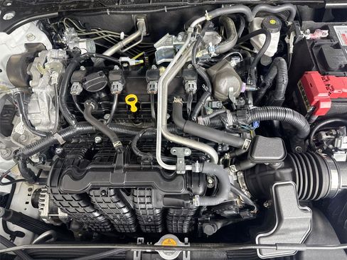 Used 2024 Nissan Altima 2.5 S image 36