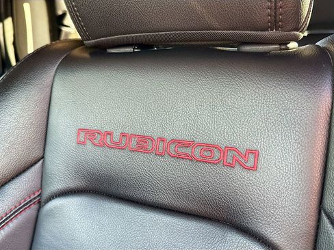 Used 2021 Jeep Gladiator Rubicon image 20