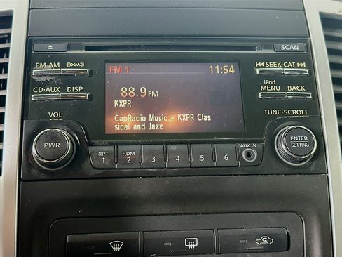 Used 2013 Nissan Frontier SV image 19