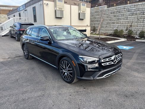 Used 2021 Mercedes-Benz E 450 4MATIC All-Terrain Wagon image 3