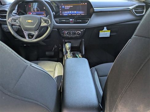 New 2025 Chevrolet TrailBlazer LT w/ Convenience Package image 25