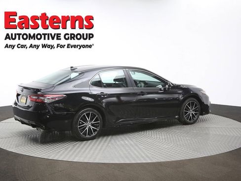 Used 2024 Toyota Camry SE image 41