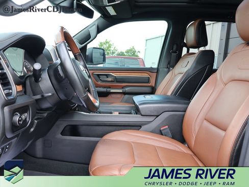 Used 2022 RAM 1500 Limited w/ Body Color Bumper Group AWD/4WD image 22