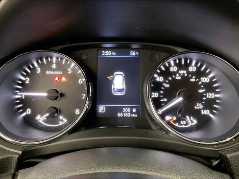 Used 2020 Nissan Rogue SL w/ Premium Package image 13