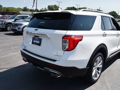 Used 2023 Ford Explorer Platinum w/ Technology Package AWD/4WD image 33