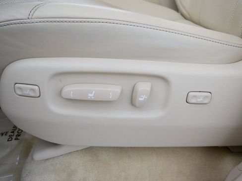 Certified 2021 Lexus LX 570 4WD w/ Luxury Package image 17