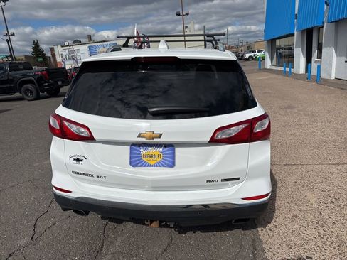 Used 2018 Chevrolet Equinox Premier AWD/4WD image 10