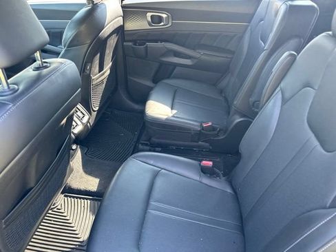 Used 2023 Kia Sorento SX FWD image 15