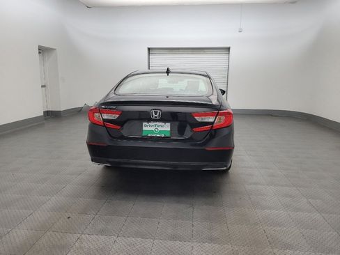 Used 2019 Honda Accord LX image 7