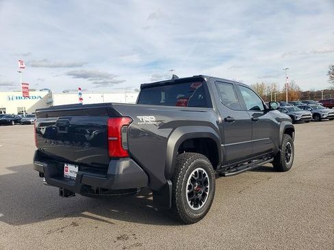 New 2025 Toyota Tacoma TRD Off-Road image 5