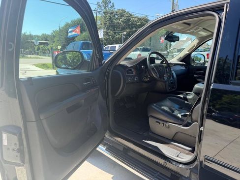 Used 2013 GMC Sierra 1500 SLT w/ Suspension Package, Off-Road AWD/4WD image 18