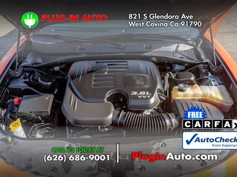 Used 2021 Dodge Charger SXT w/ Blacktop Package image 11