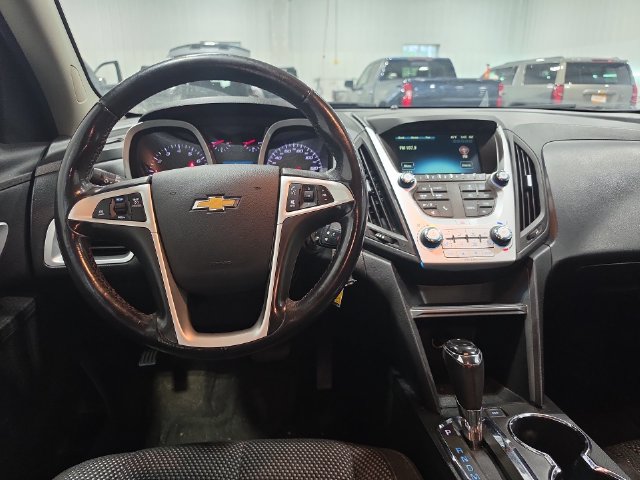 Used 2017 Chevrolet Equinox LT w/ Convenience Package AWD/4WD image 5