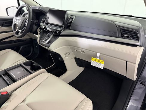 New 2026 Honda Odyssey EX-L image 25