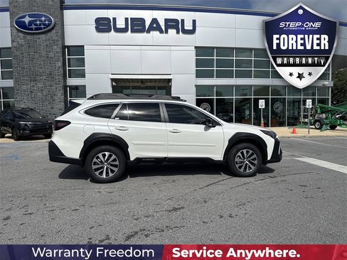 New 2025 Subaru Outback Limited image 9