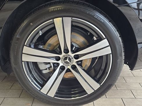 Certified 2025 Mercedes-Benz C 300 Sedan image 35