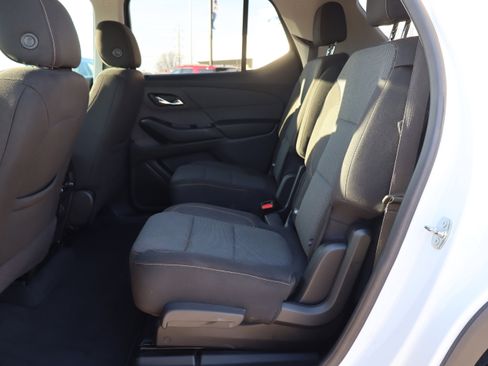 Used 2019 Chevrolet Traverse LT image 10