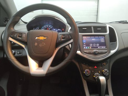 Used 2020 Chevrolet Sonic LT image 22